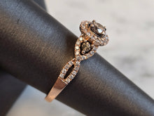 Load image into Gallery viewer, Exquisite Womens Vintage Estate 14K Rose Gold Diamond Ring 3.9g E1396