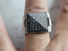 Load image into Gallery viewer, Mens Vintage Estate Sterling Silver CZ Ring 11.0g E2788