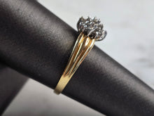 Load image into Gallery viewer, Lovely Womens Vintage Estate 14K Yellow Gold Diamond Cluster Ring 3.6g E3560