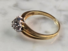 Load image into Gallery viewer, Lovely Womens Vintage Estate 14K Yellow Gold Diamond Cluster Ring 3.6g E3560