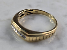 Load image into Gallery viewer, Mens Vintage Estate 10k Yellow Gold Diamond Ring 3.4g #E3605