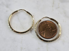 Load image into Gallery viewer, Pr Womens 14K Yellow Gold Hoop Earrings 2.1g E3784