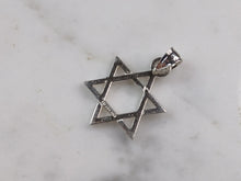 Load image into Gallery viewer, Sterling Silver Jewish Judaica Star of David Pendant Necklace, 3.0g E4297