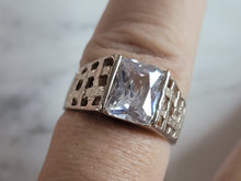 Load image into Gallery viewer, Mens Vintage Estate Sterling Silver CZ Ring 4.8g E4622