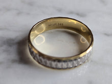 Load image into Gallery viewer, Mens Vintage Estate 14K Yellow & White Gold Wedding Band Ring 3.5g #E5245