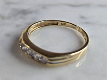 Load image into Gallery viewer, Mens Vintage Estate 14k Yellow Gold Diamond Ring 3.4g  #E5375