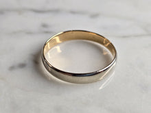 Load image into Gallery viewer, Mens Vintage Estate 10K White Gold Band Wedding Ring 2.2g E5413