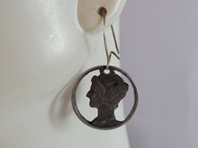 Load image into Gallery viewer, Pr Womens Vintage Estate Silver Mercury Dime 1942 Earrings 3.8g E5841