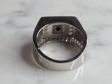 Load image into Gallery viewer, Mens Estate Sterling Silver Modernist Onyx Ring 7.2g E6207