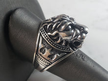 Load image into Gallery viewer, Mens Sterling Silver Lion Head Ring 10.7g E6412