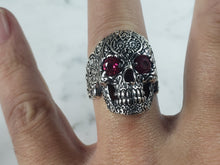 Load image into Gallery viewer, Mens Sterling Silver Ruby Eyed Skull Ring 14.3g E6413
