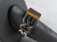 Load image into Gallery viewer, Mens Sterling Silver Tigers Eye Ring 7.4g E6414