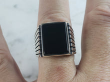Load image into Gallery viewer, Mens Sterling Silver Modernist Onyx Ring 10.2g E6431