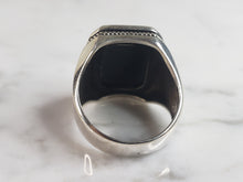 Load image into Gallery viewer, Mens Estate Sterling Silver Modernist Onyx Ring 12.1g E6437