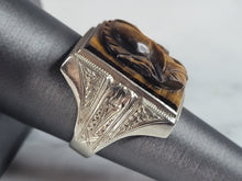 Load image into Gallery viewer, Mens Vintage Estate 10K White Gold Roman Soldier Cameo Ring 9.4g E6583