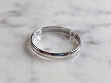 Load image into Gallery viewer, Mens Vintage Estate 14K White Gold Wedding Band Ring, 2.2g E6597