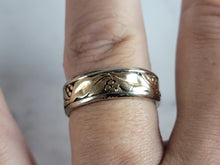 Load image into Gallery viewer, Mens Vintage Estate 14k Gold POND Wedding Band Ring 9.6g E6769