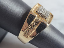 Load image into Gallery viewer, Mens Vintage Estate 14K Yellow Gold Diamond Ring, 8.5g  E6788