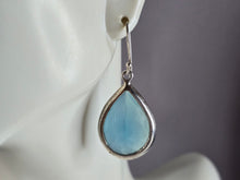 Load image into Gallery viewer, Pr Womens Vintage Estate Sterling Silver Aqua Chalcedony Dangle Earrings 8.1g E7070