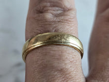 Load image into Gallery viewer, Mens Vintage Estate 14k Yellow Gold Artcarved Wedding Band Ring 6.7g #E7282