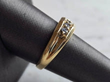 Load image into Gallery viewer, Mens Vintage Estate 14K Yellow Gold Diamond Ring 5.0g E7380