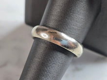 Load image into Gallery viewer, Mens Vintage Estate 14k White Gold Wedding Band Ring 7.8g E7397
