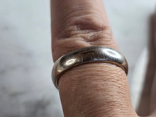 Load image into Gallery viewer, Mens Vintage Estate 14k White Gold Wedding Band Ring 7.8g E7397