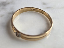 Load image into Gallery viewer, Mens Vintage Estate 14k Yellow Gold Diamond Ring 2.2g  #E7403