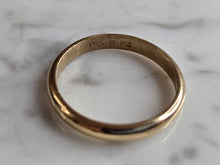Load image into Gallery viewer, Mens Vintage Estate 10k Yellow Gold FG Wedding Band Ring 3.3g #E7413