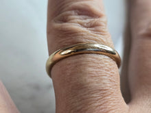 Load image into Gallery viewer, Mens Vintage Estate 10k Yellow Gold FG Wedding Band Ring 3.3g #E7413