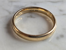 Load image into Gallery viewer, Mens Vintage Estate 10k Yellow Gold Tessler Weiss Wedding Band Ring 5.2g #E7424