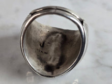 Load image into Gallery viewer, Mens Vintage Sterling Silver Southwestern Turquoise Eagle Ring 17.3g E7469