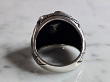 Load image into Gallery viewer, Mens Sterling Silver Eagle Chief Head Ring 11.9g E7838