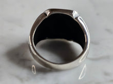 Load image into Gallery viewer, Mens Sterling Silver Lions Head Ring 11.5g E7839