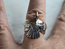 Load image into Gallery viewer, Mens Sterling Silver Two Tone Eagle Ring 8.6g E7849