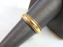 Load image into Gallery viewer, VINTAGE ESTATE 14K GOLD WEDDING BAND RING 6.0g  E1031