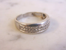 Load image into Gallery viewer, Mens Vintage Estate 10k White Gold Diamond Ring 3.7g E1257