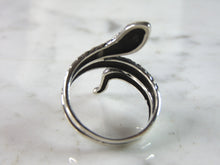 Load image into Gallery viewer, Mens Vintage Estate Sterling Silver Snake Ring 6.4g E2211