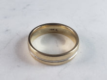 Load image into Gallery viewer, Mens Vintage Estate 14K Yellow & White Gold Wedding Ring 8.7g E2521