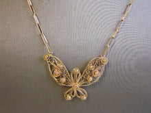 Load image into Gallery viewer, LOVELY VINTAGE ESTATE 14K YELLOW GOLD NECKLACE W/ BUTTERFLY PENDANT 6.7g  E2549