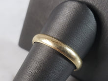 Load image into Gallery viewer, Mens Vintage Estate 14K Yellow Gold Wedding Band Ring 4.3g #E2809