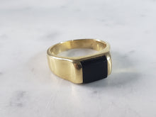 Load image into Gallery viewer, Mens Vintage Estate 14K Yellow Gold Onyx Ring 8.4g E2909
