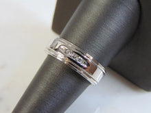 Load image into Gallery viewer, Attractive Vintage Estate 14K Mens White Gold Ring w/ Diamonds, 9.2g  E3462
