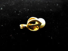 Load image into Gallery viewer, Vintage Estate 10K Gold w/ Faux Pearl Pendant  2.6g #E2894