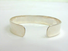 Load image into Gallery viewer, Estate Sterling Silver Cuff Bracelet 25.6g E3485