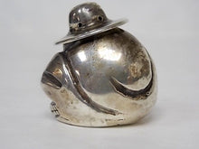 Load image into Gallery viewer, UNIQUE VINTAGE ESTATE STERLING SILVER MEXICAN SALT SHAKER, 17.45g E1598
