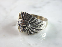 Load image into Gallery viewer, Mens Vintage Estate Sterling Silver Chief Head Ring 7.5g E6011