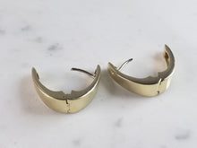 Load image into Gallery viewer, Pr Womens Vintage Estate 14K Yellow Gold Hoop Earrings, 6.7g E6118