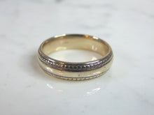 Load image into Gallery viewer, Mens Vintage Estate 14k White Gold Wedding Band Ring 8.8g E853