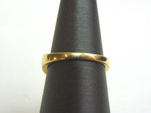 Load image into Gallery viewer, Lovely Women's Vintage Estate 14K Yellow Gold Diamond Cluster Ring 7.1g E3561